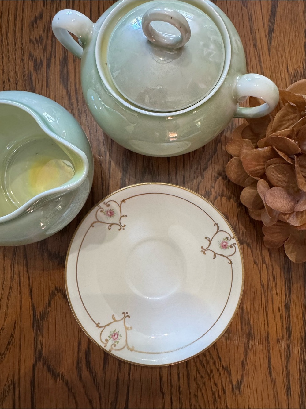 Lusterware Three Piece Set - Picture 11 of 13